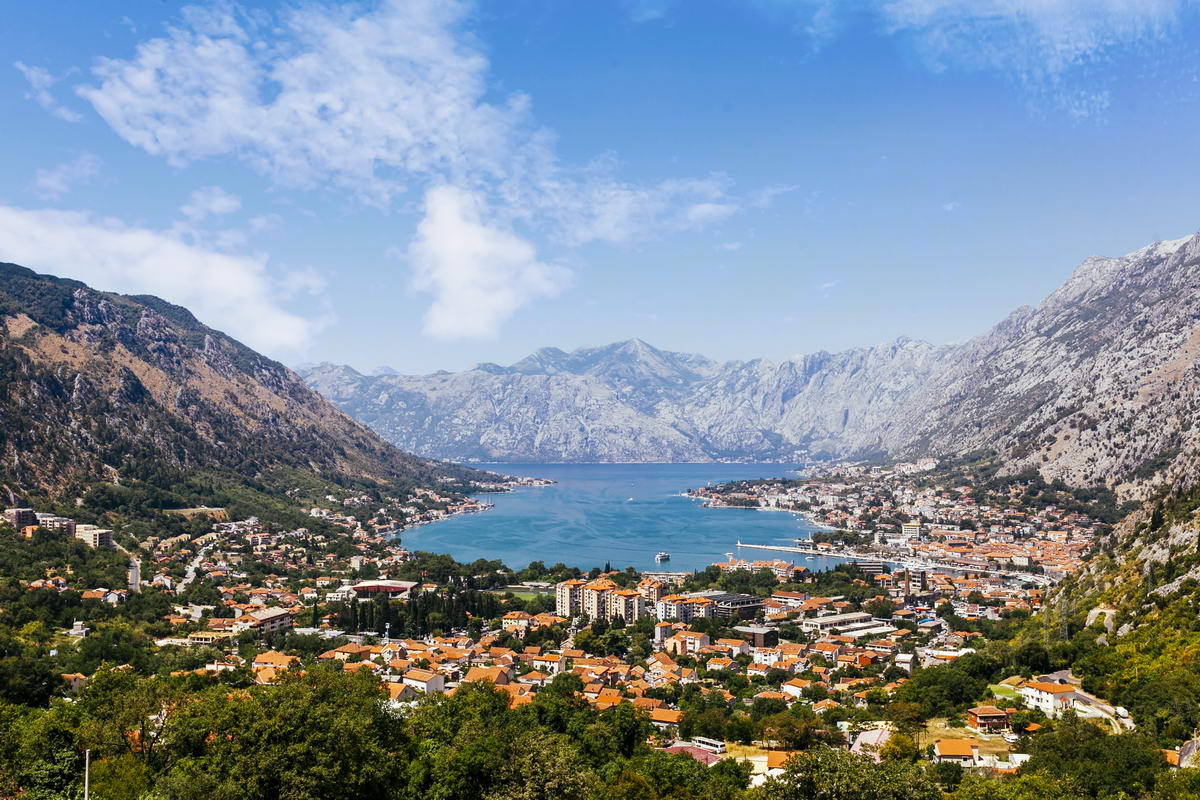 Beyond the Walls to Kotor